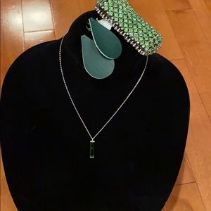 Green Necklace, Earrings & Bracelet